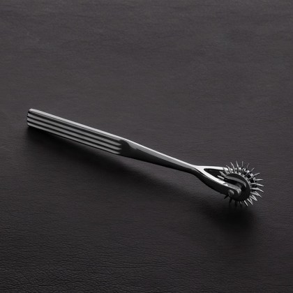 Triune Double Pinwheel: Edelstahl-Nervenrad Triune Double Pinwheel: Edelstahl-Nervenrad