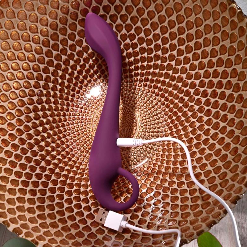 Evolved - Lochness G-Punkt Vibrator - 19 cm