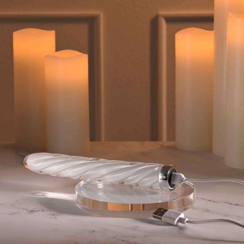Playboy - In A Twist Glas-Vibrator