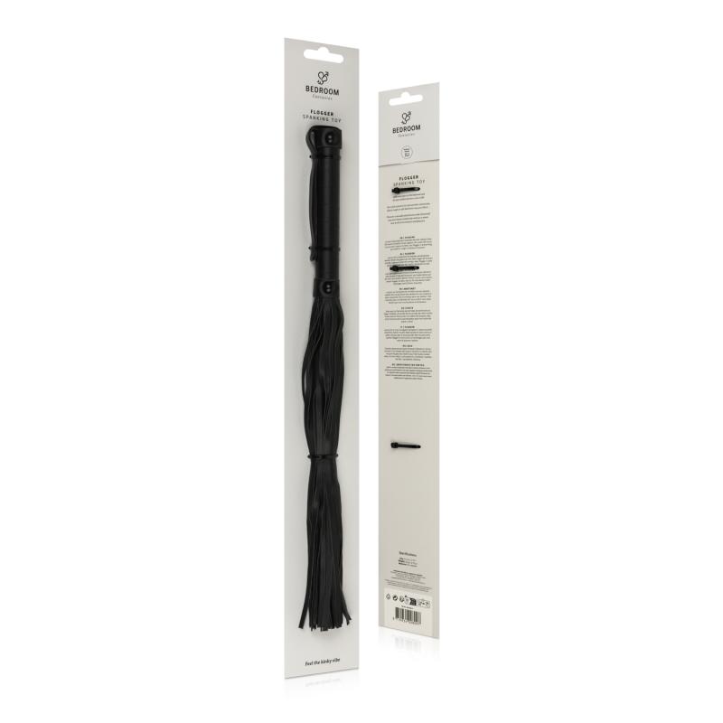 Bedroom Fantasies Flogger aus Kunstleder