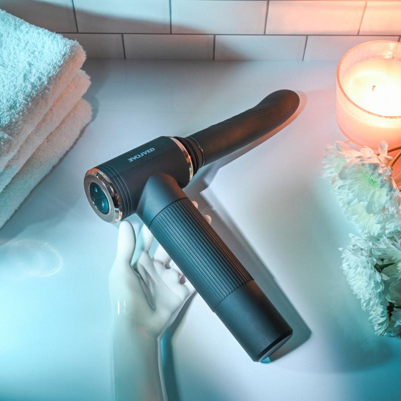 Evolved »Too Hot To Handle« Vibrator mit Stoß- & Heizfunktion