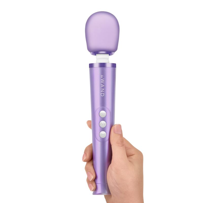 Le Wand Petite rechargeable massager-Violet