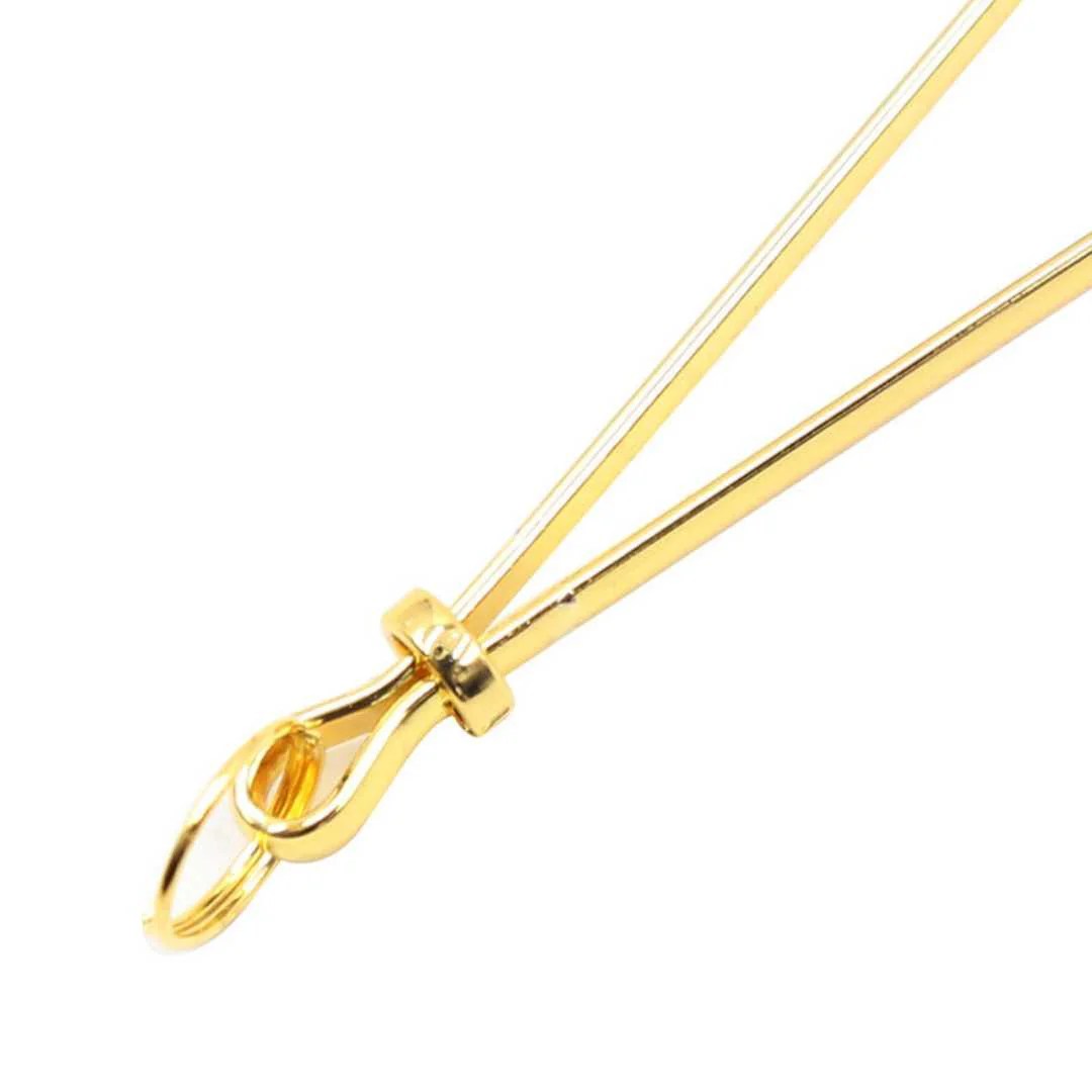 Goldene Nippelklemmen mit Ring