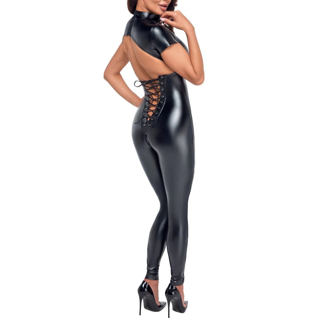 Overall im Wetlook mit freiem Rücken