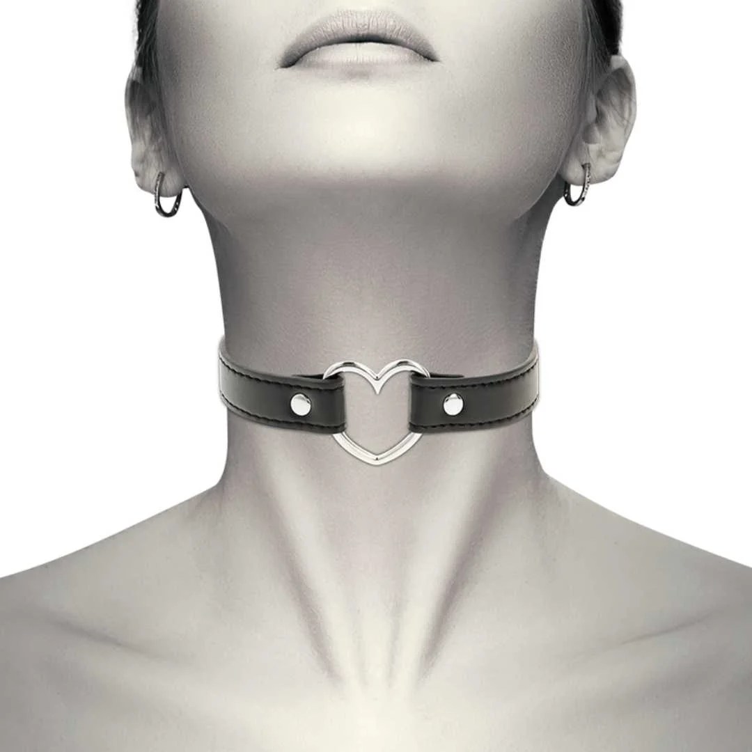 Handgefertigter Choker mit Herz
