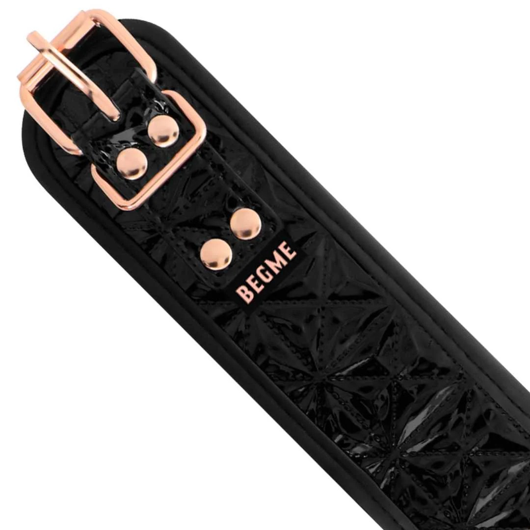 Halsband mit Nippelklemmen in Rosé-Gold