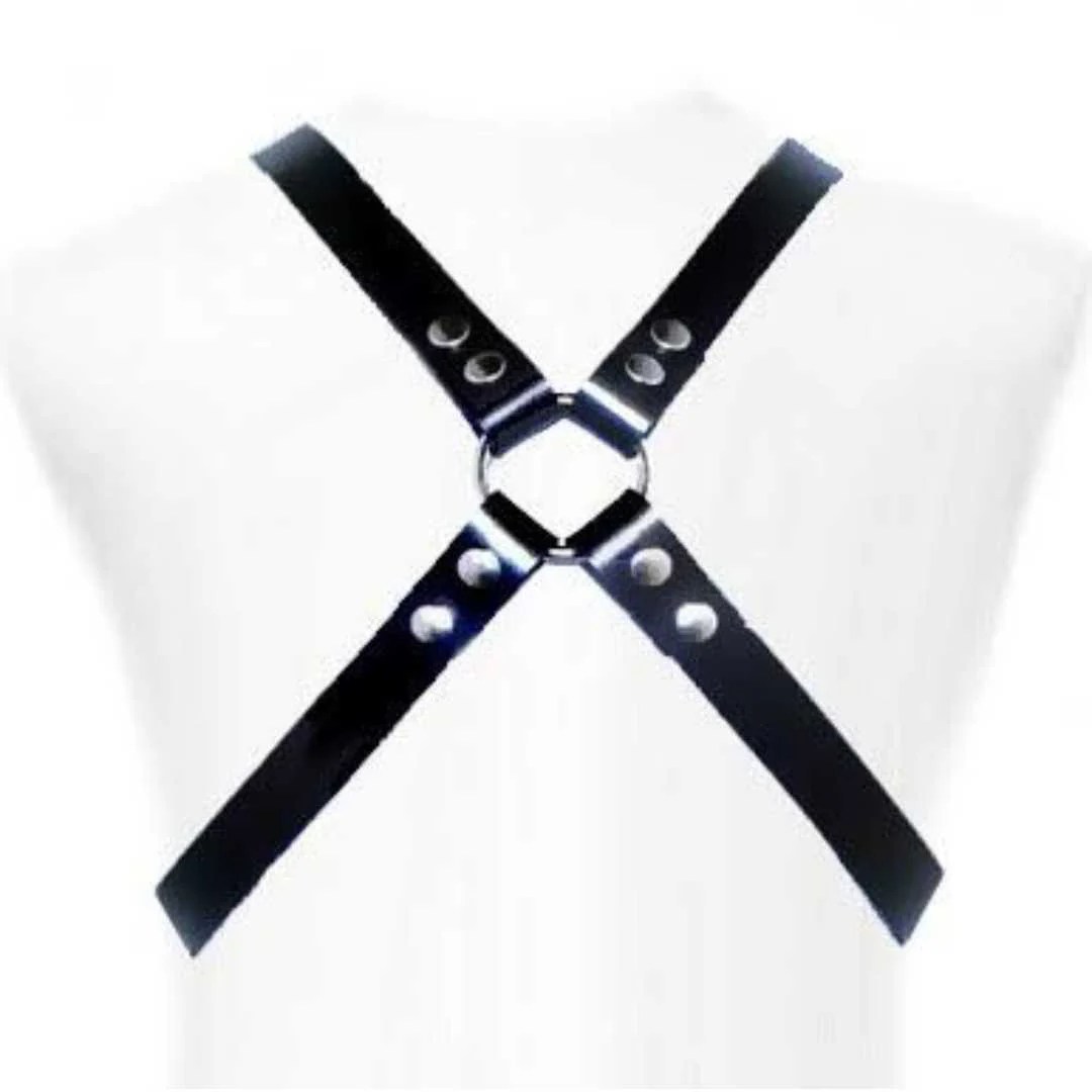 Leder Brustharness mit Metallring