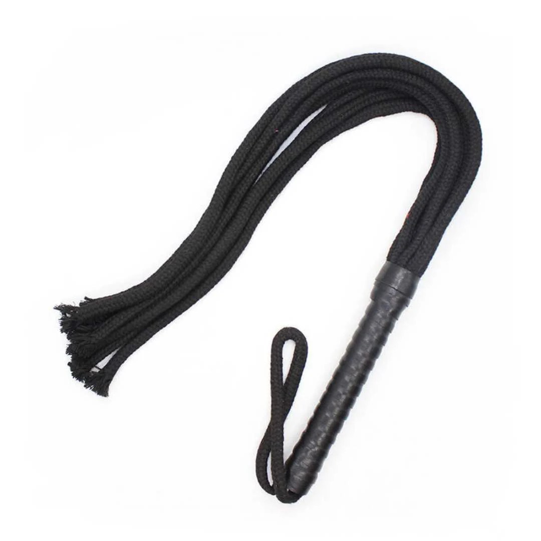 Flogger mit Seilen