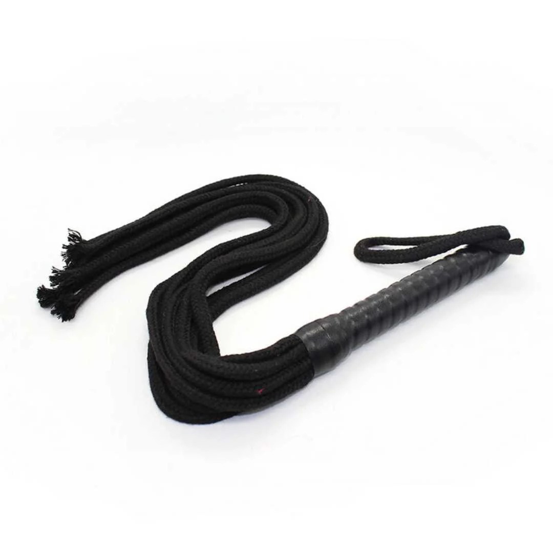 Flogger mit Seilen