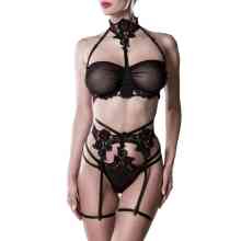 3-tlg.Set aus Bra, String, Strapsgürtel 3-tlg.Set aus Bra, String, Strapsgürtel