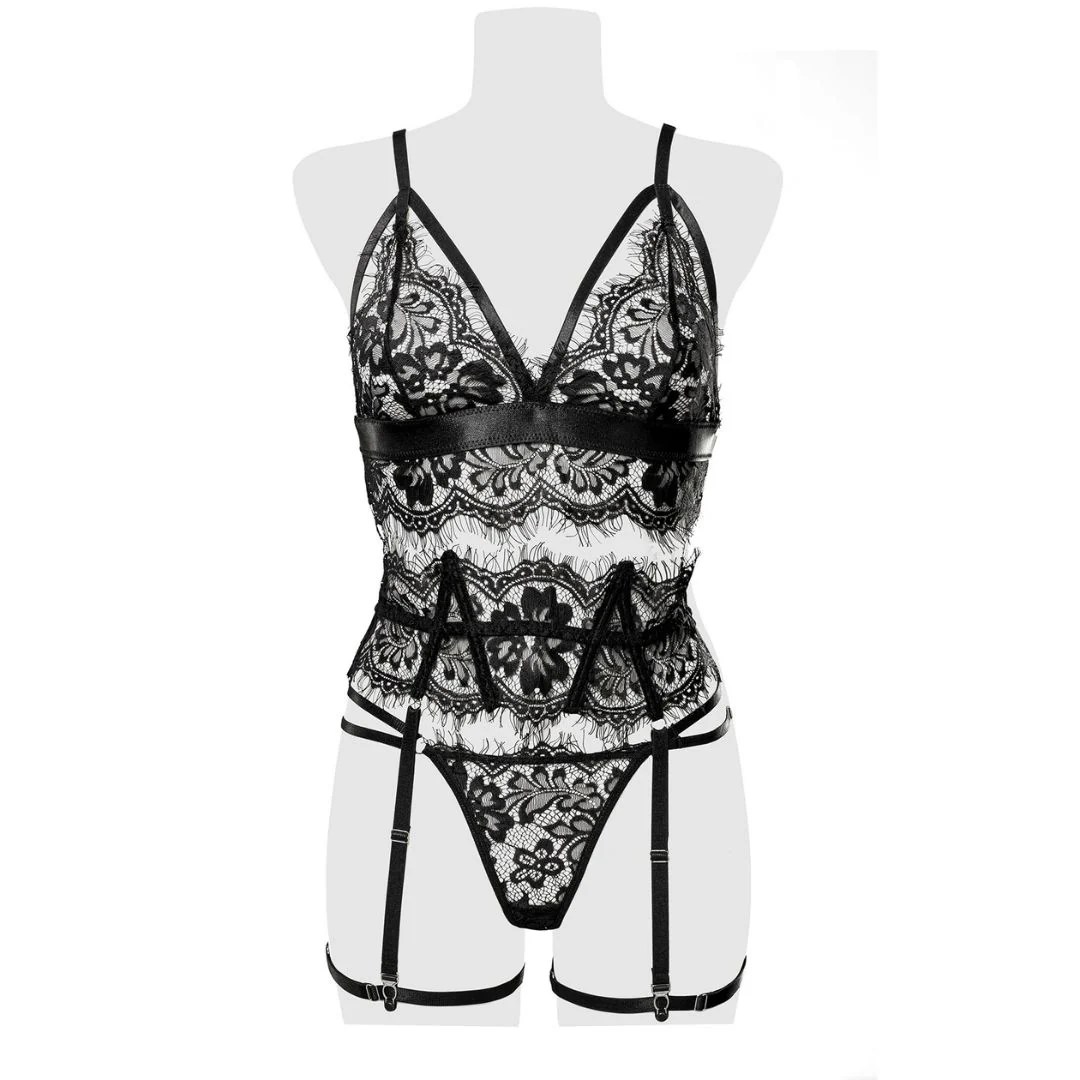 Bralette aus feiner Spitze mit String und Strapsgürtel