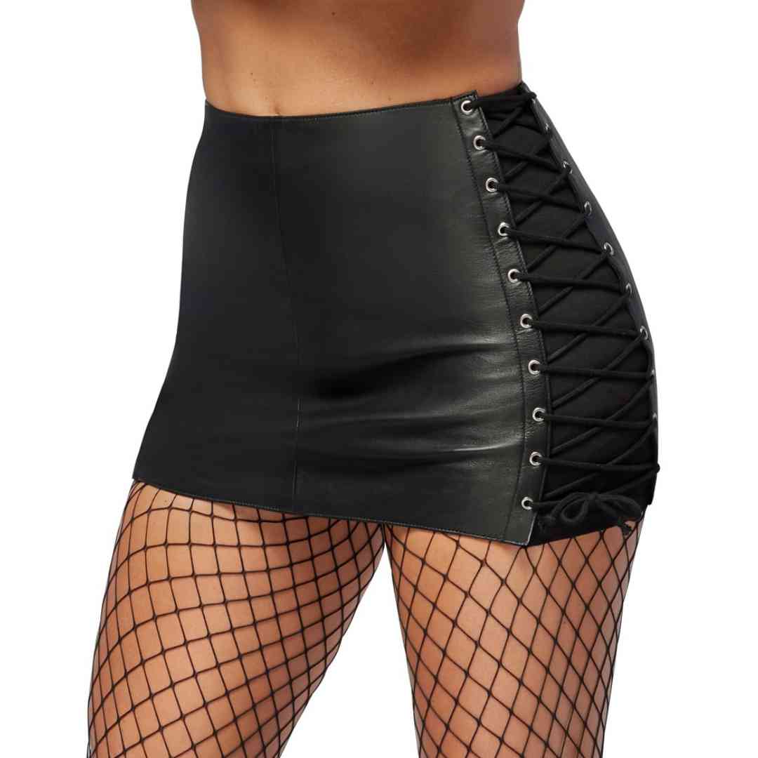 Minirock aus Leder mit Schnürungen