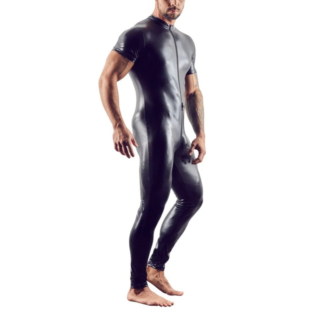 Overall im Wetlook mit Reißverschluss und langem Bein