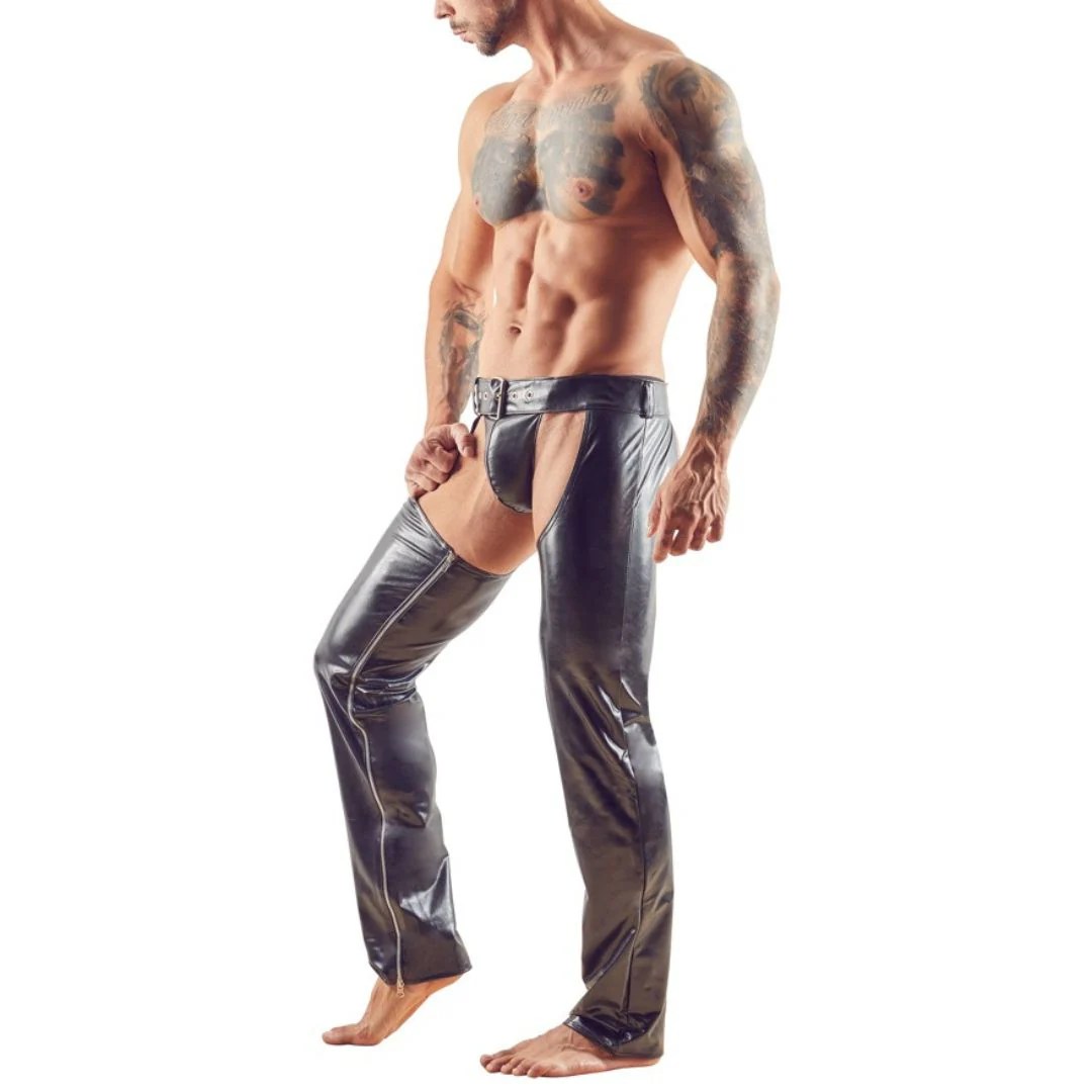 Chaps plus String aus Lederimitat
