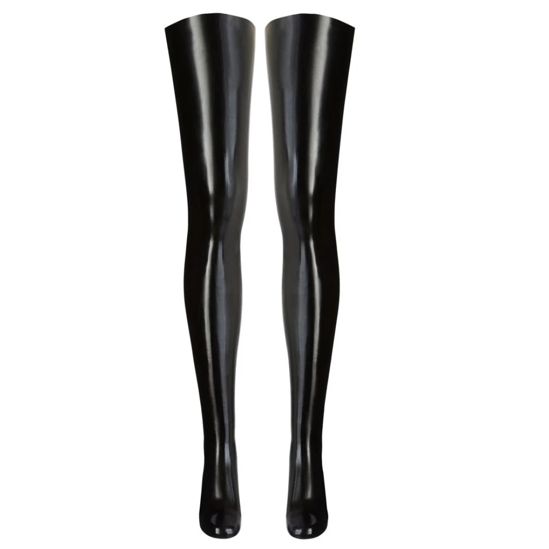 Lange Strümpfe aus Latex