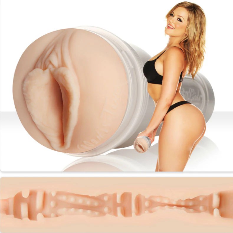 Masturbator “Alexis Texas Outlaw”