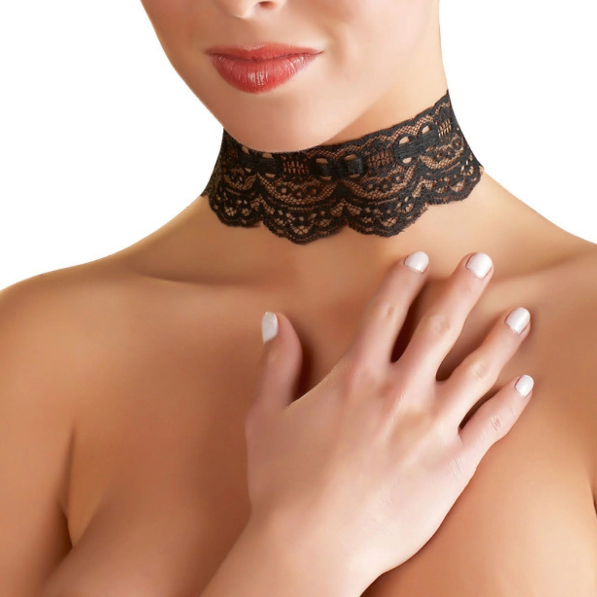 Halsband aus Spitze