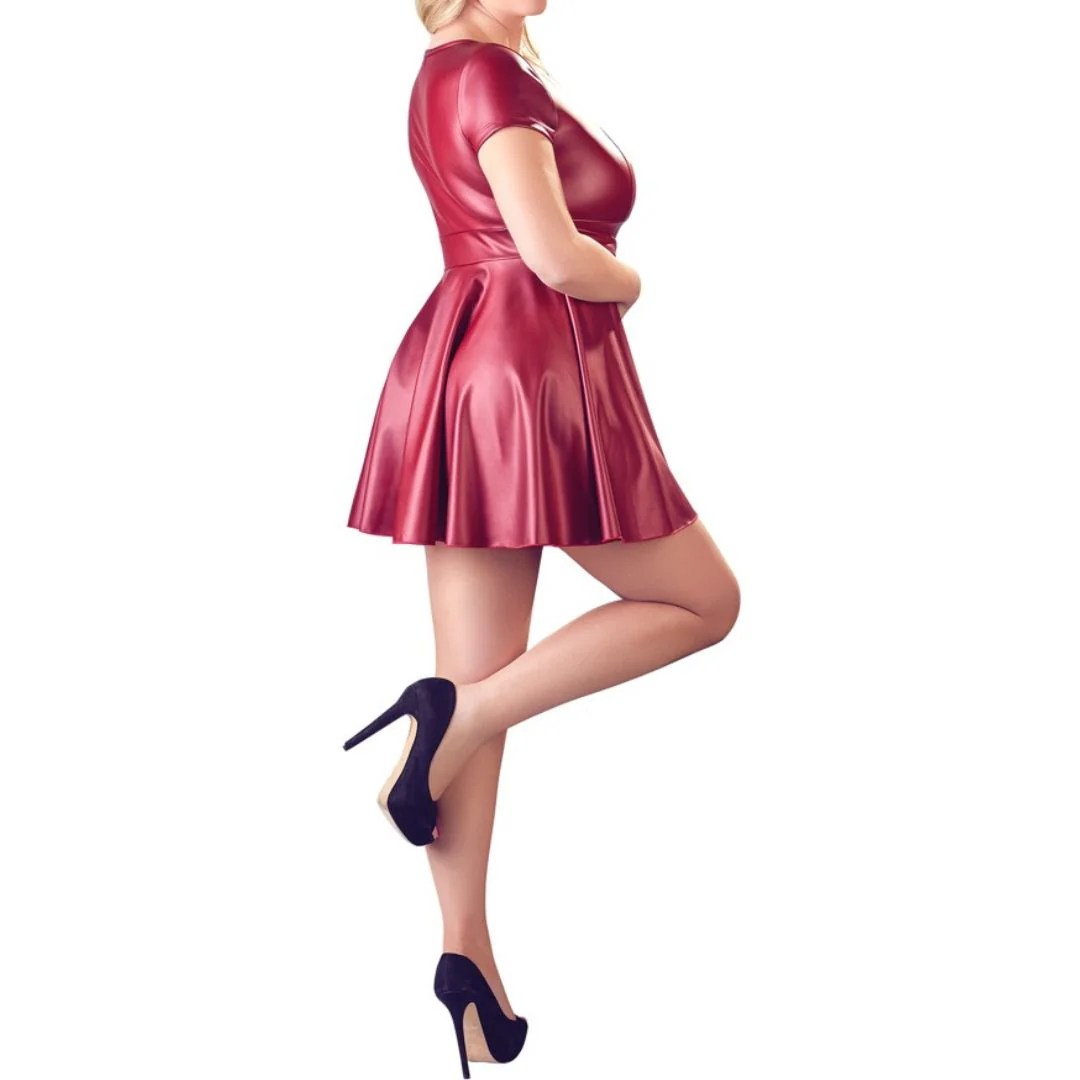 Minikleid im Mattlook mit Zierschnalle