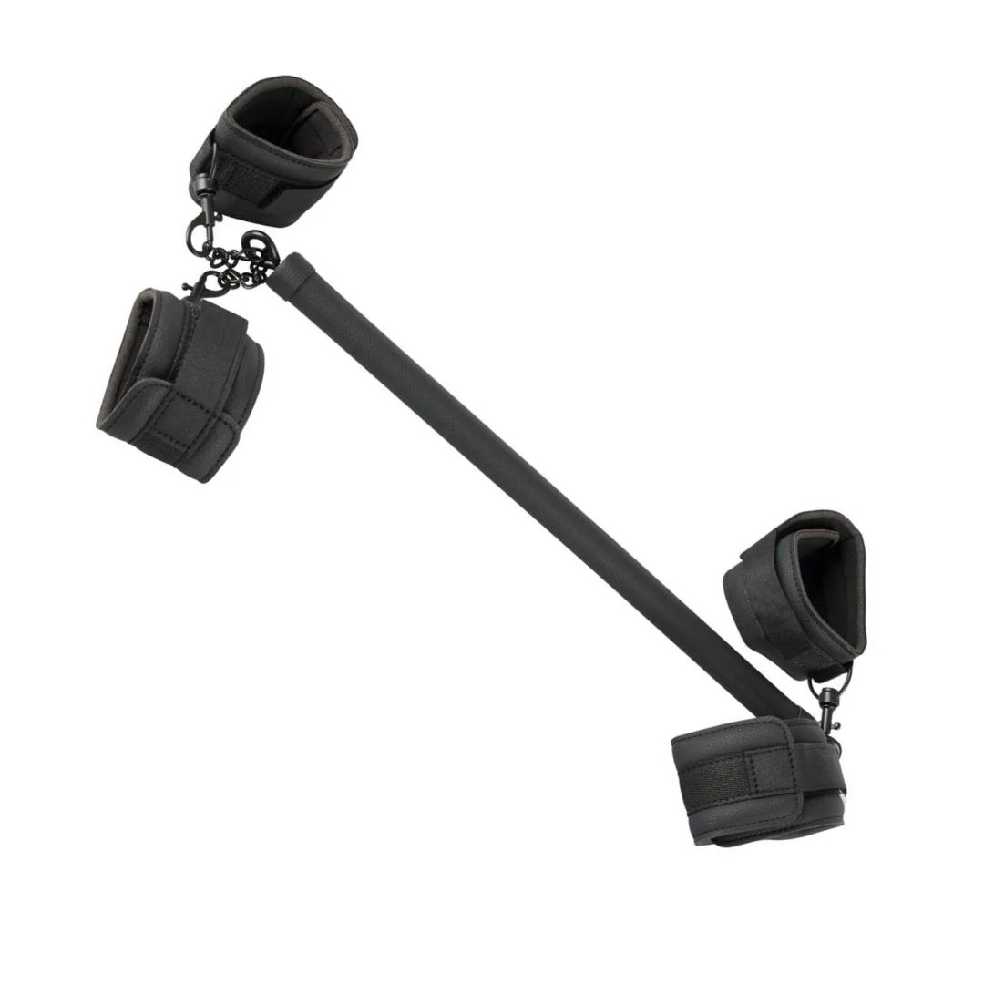 Spreizstange mit Hand- und Fußfesseln