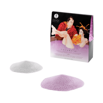 Badezusatz Love Bath Lotus, 650 ml Badezusatz Love Bath Lotus, 650 ml