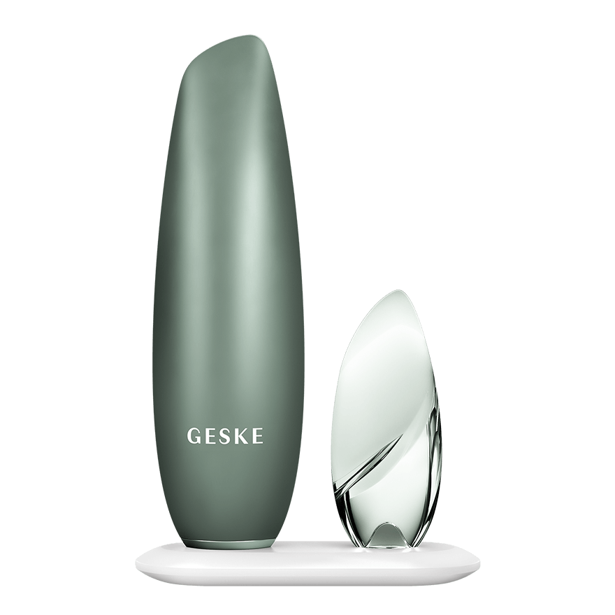 Touchless Magnetic Peeling Mask 