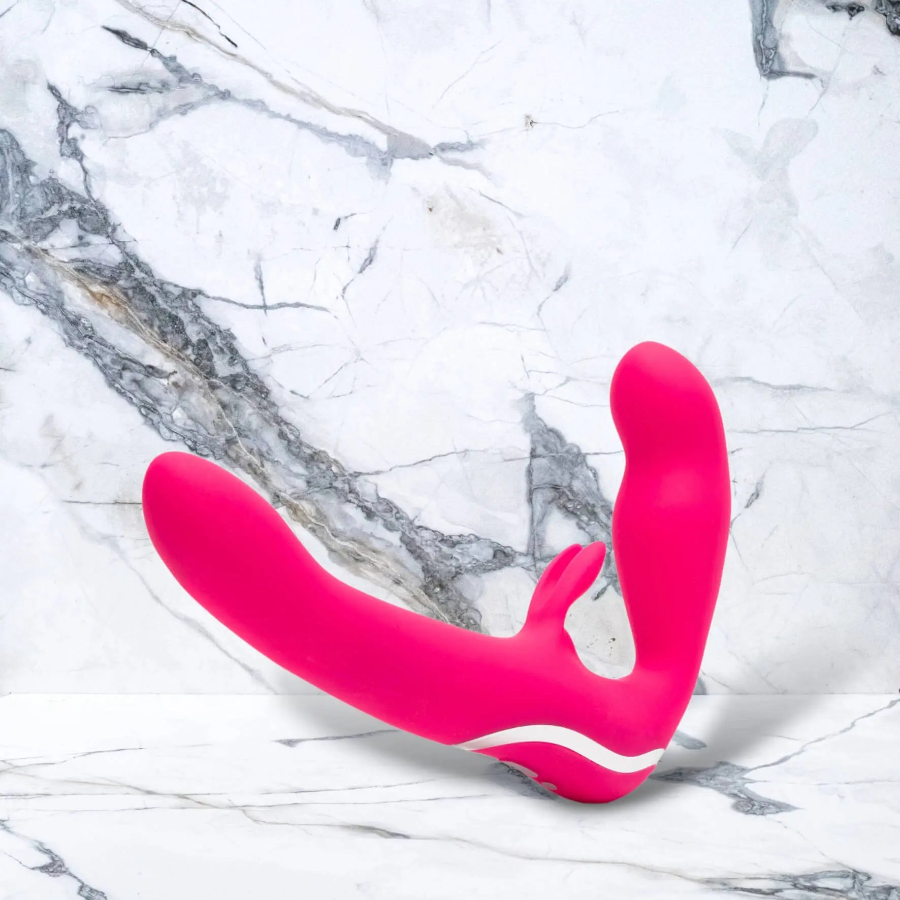Happy Rabbit - Trägerloser Strap-On Rabbit-Vibrator
