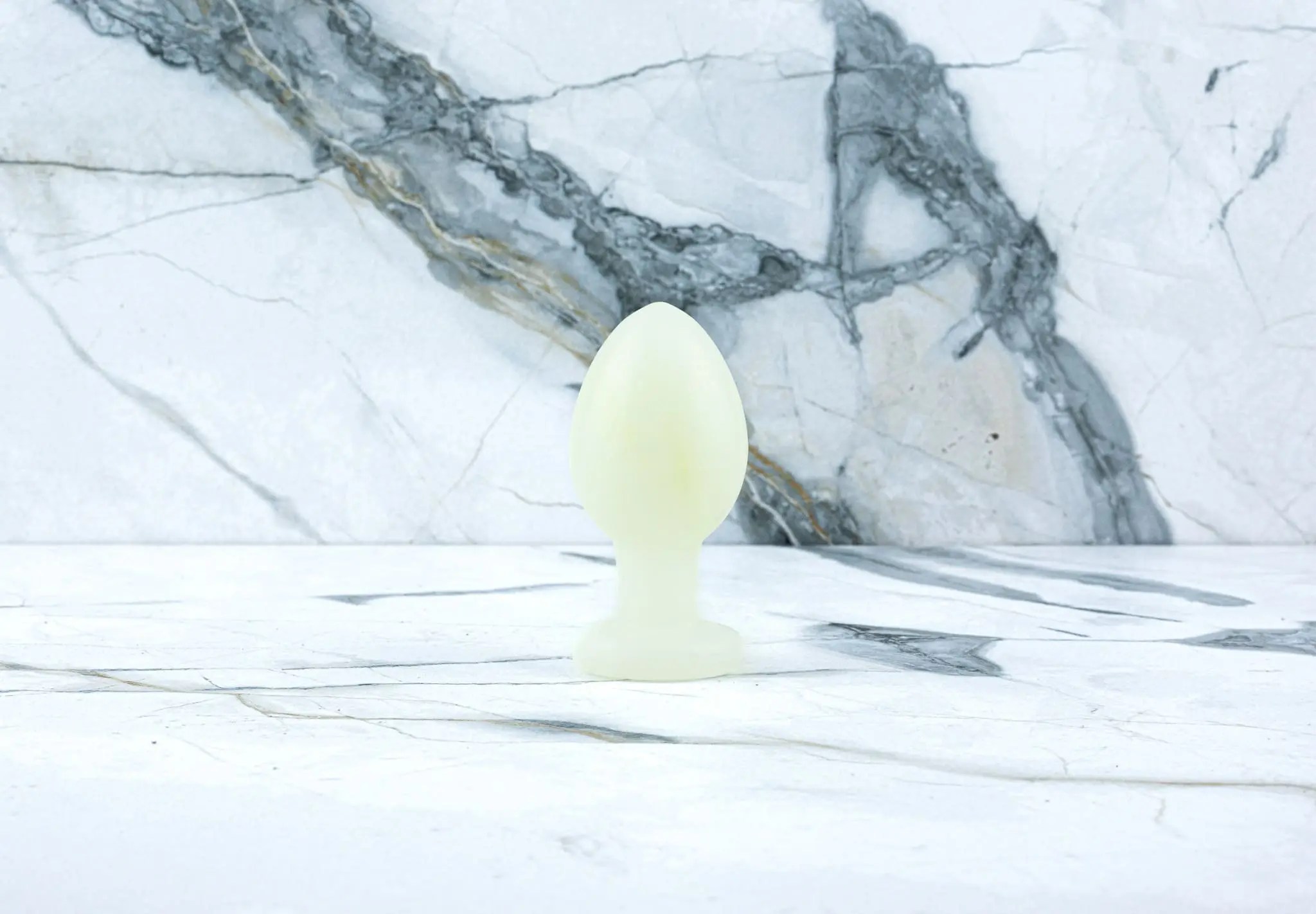 Kristall Buttplug Ava - Weiße Jade