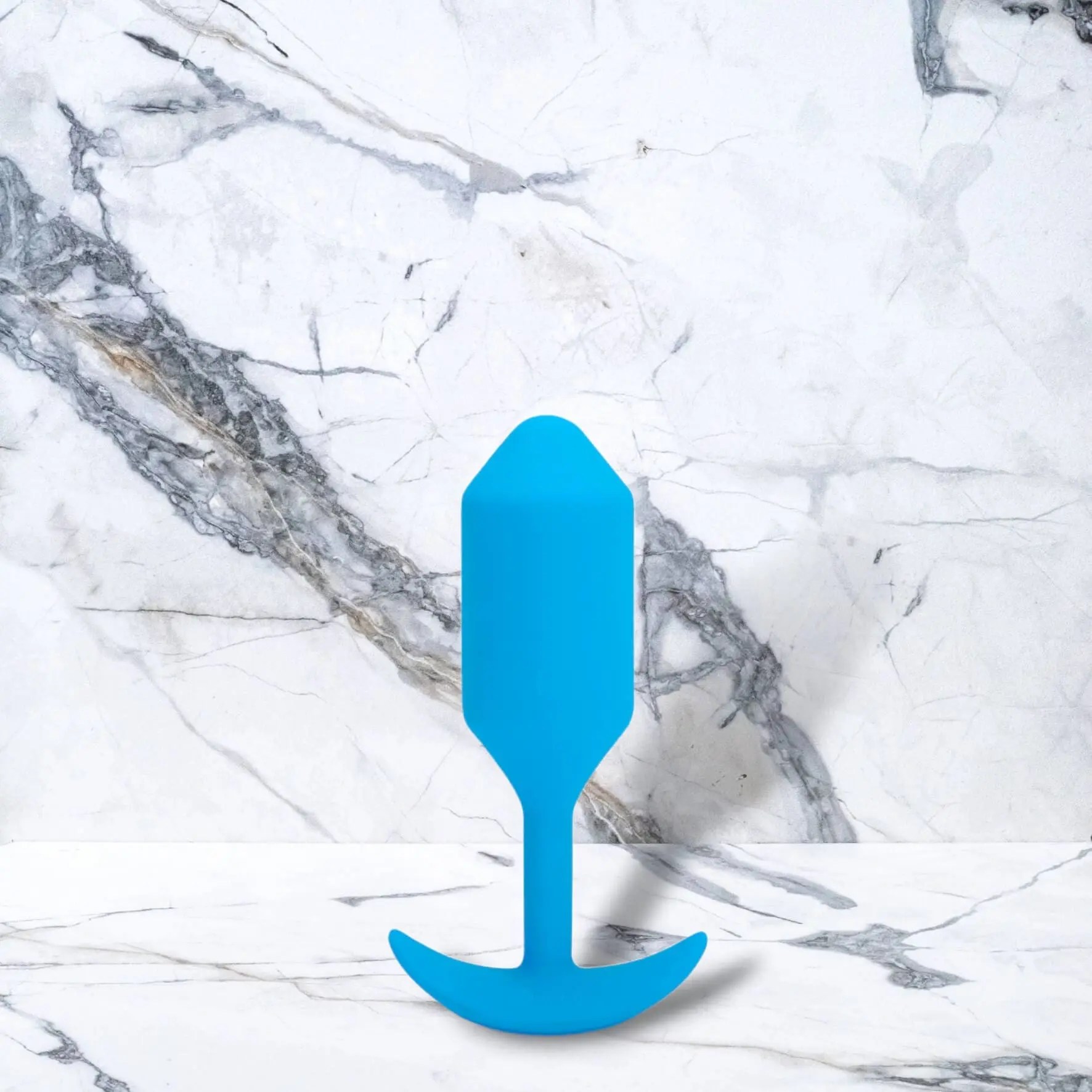 B-Vibe - Vibrierender Snug plug (L)