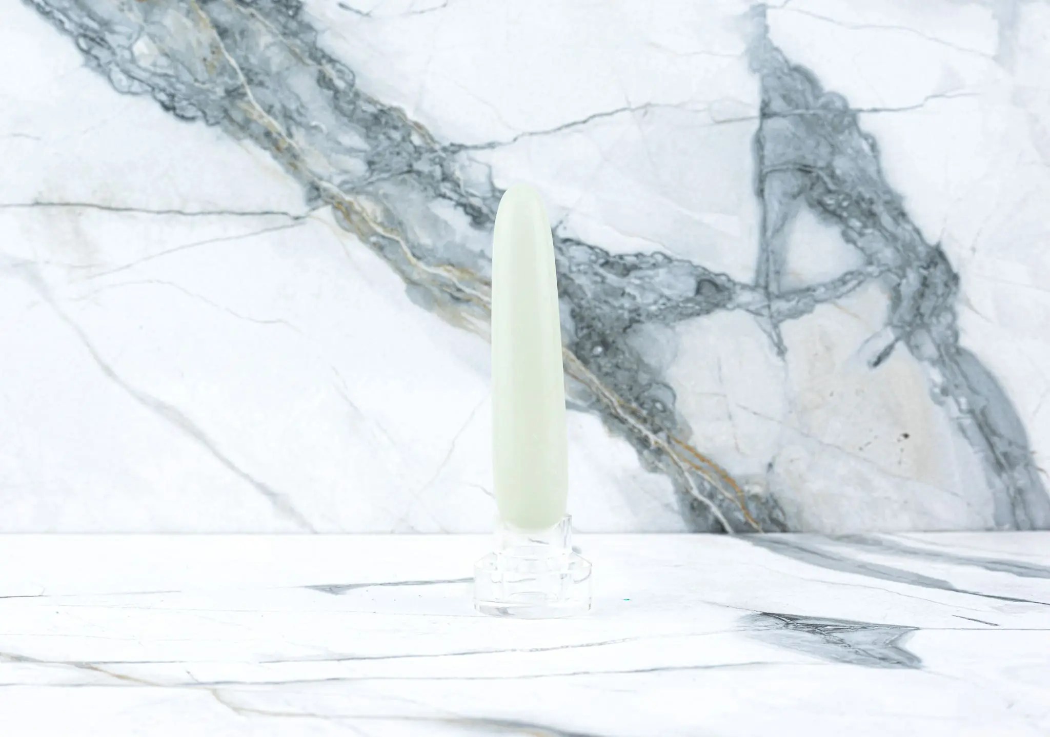 Yoni-Stab - Weiße Jade (10 cm)