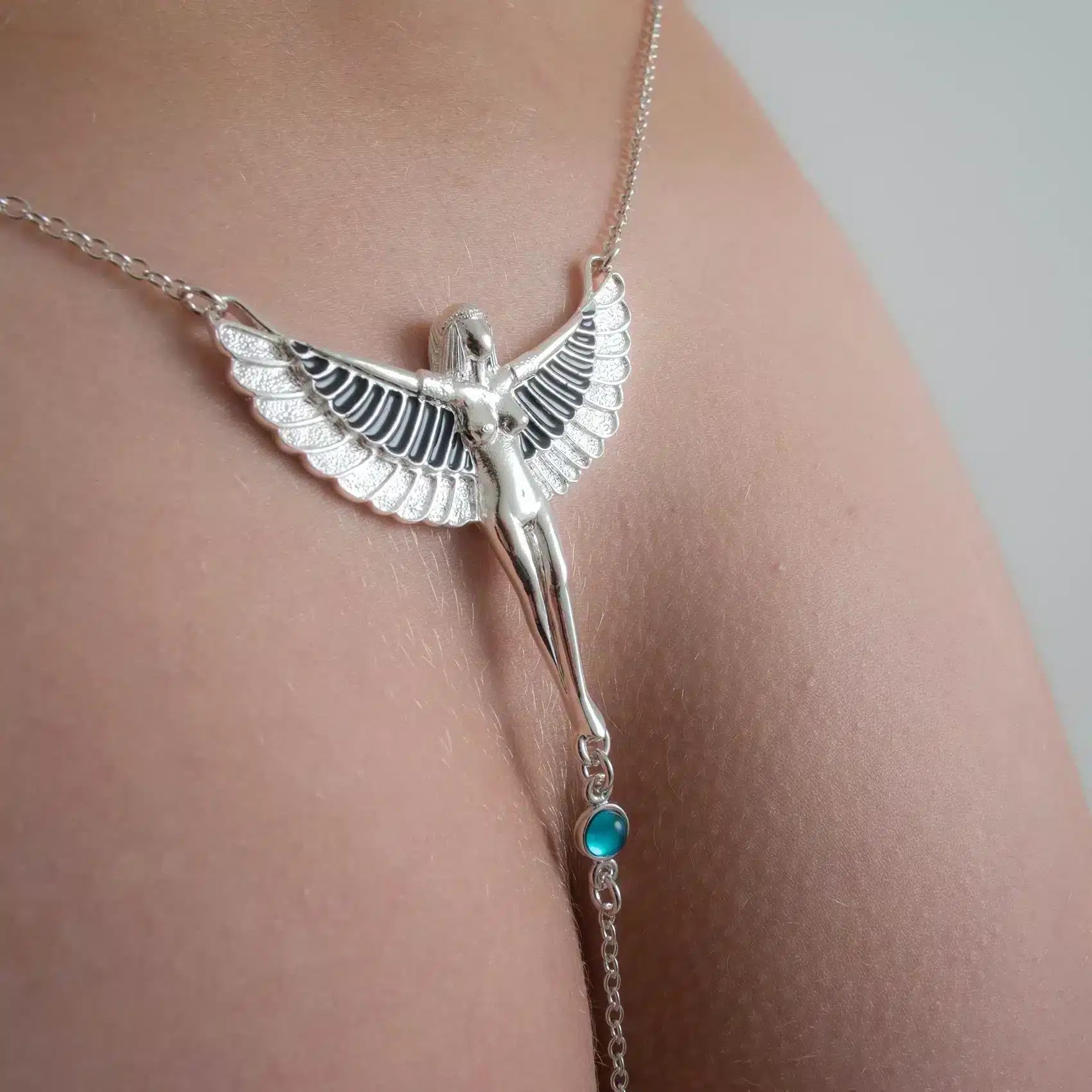 Sylvie Monthulé - Hüftkette The Breath Of Isis 