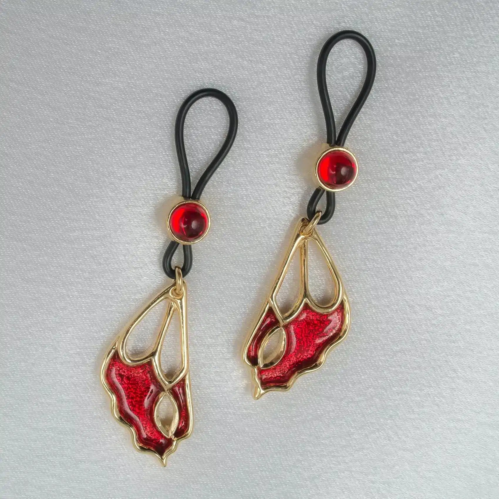 Sylvie Monthulé - Truhenschmuck Schmetterlingsflügel 