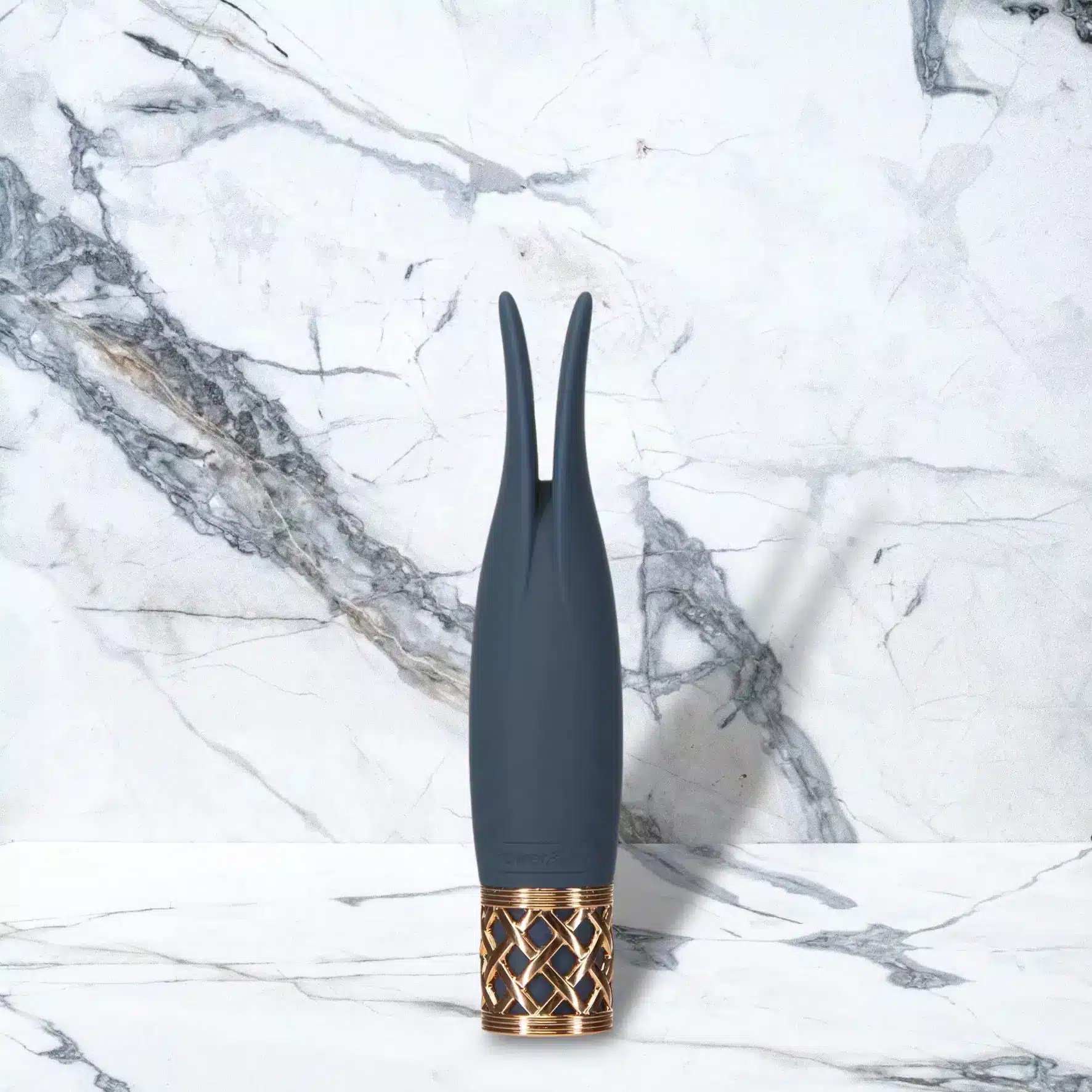 Pillow Talk - Secrets Playful Clitoral Vibrator Wand 