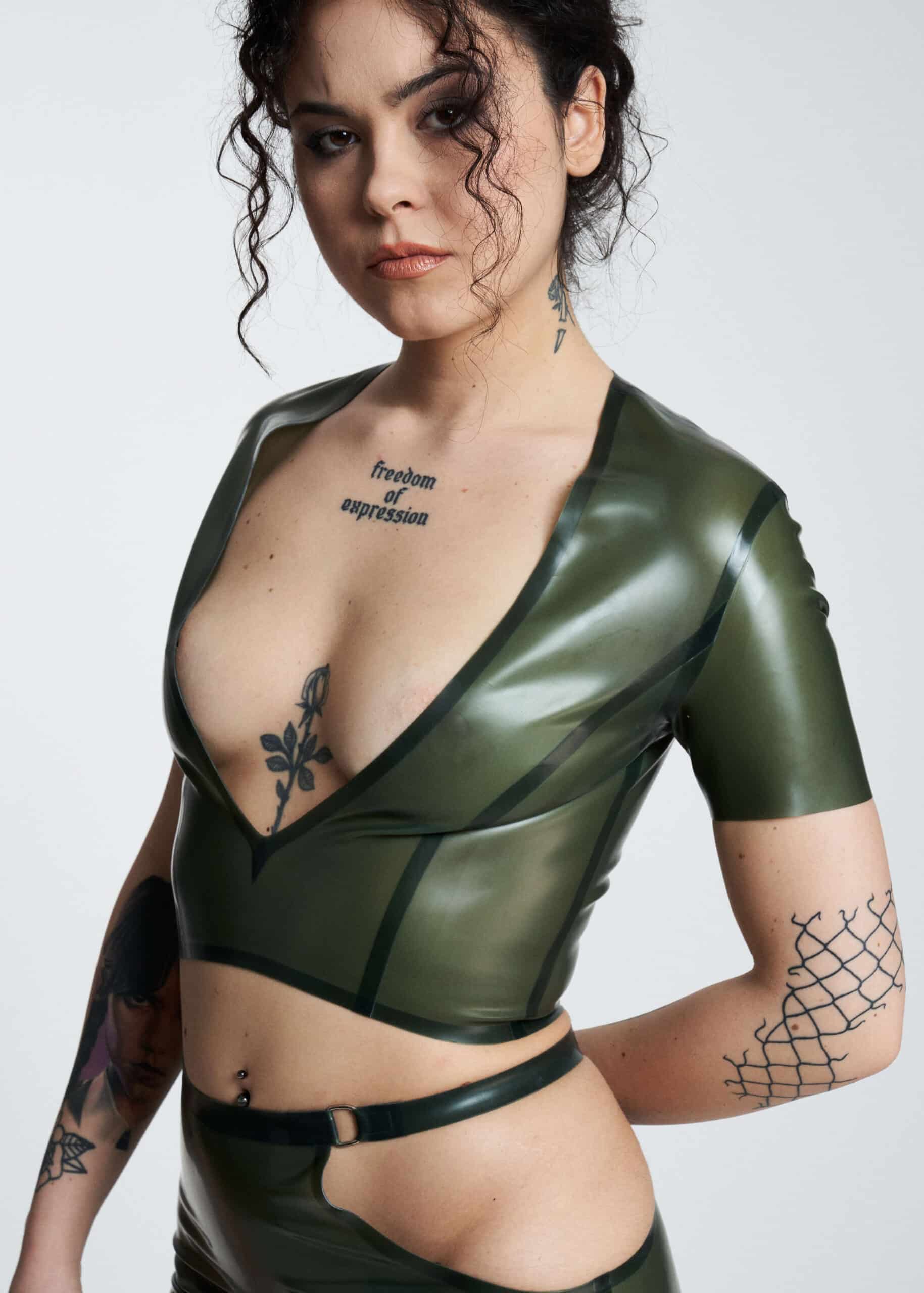 Filth Latex - Das Marva halbtransparente Kurzarm-Latex-Top Größe XS