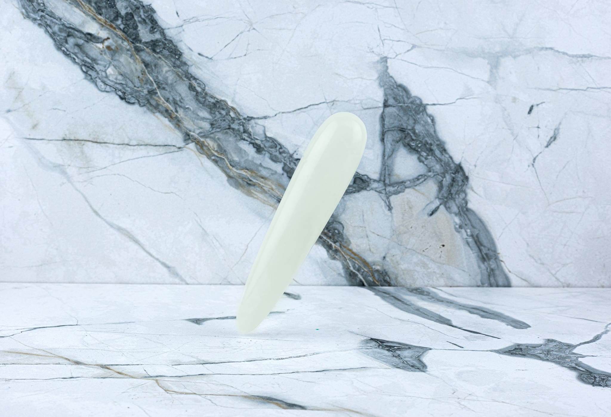 Kristall Dildo Sophia - Weiße Jade