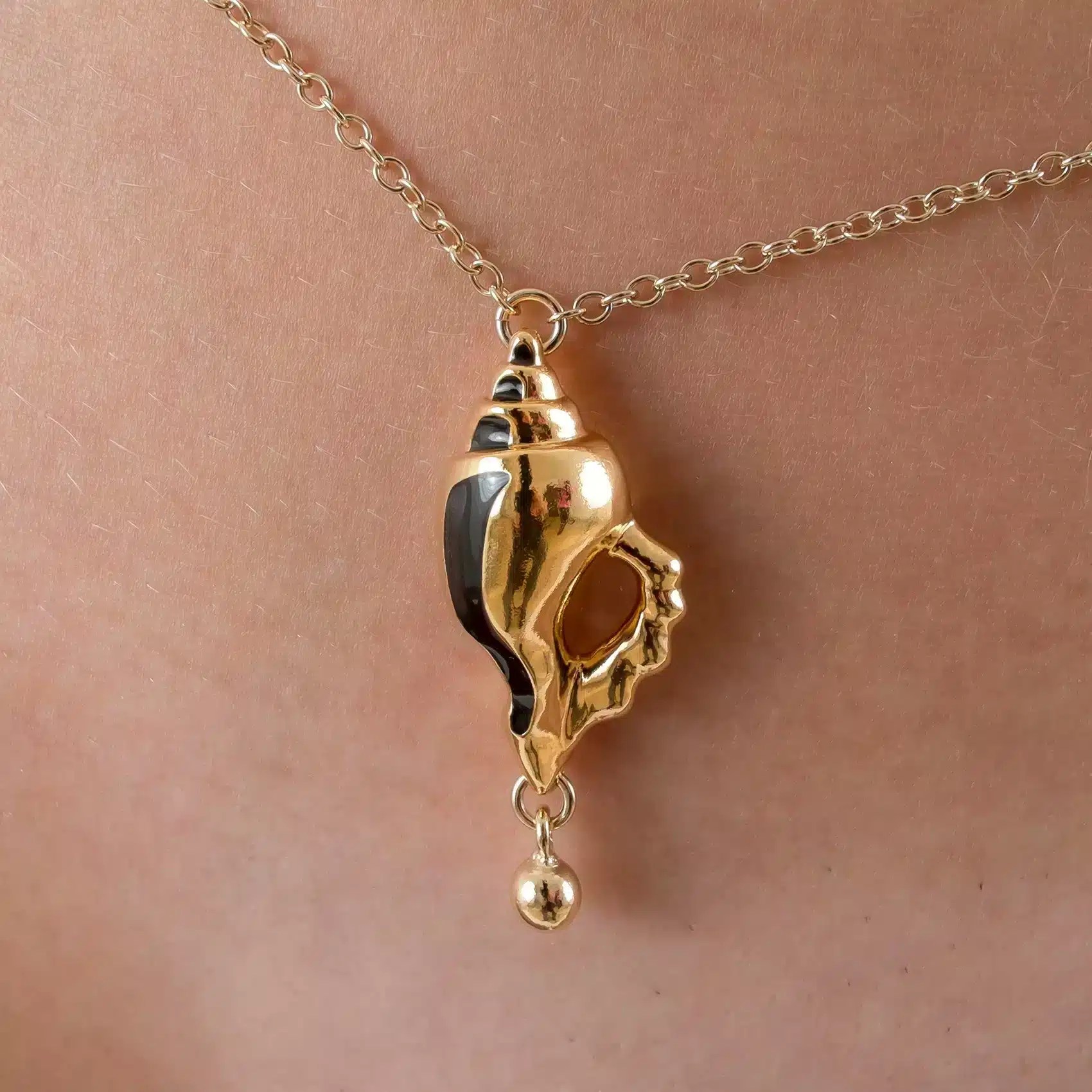 Sylvie Monthulé - Hüftkette Muschel Ozean