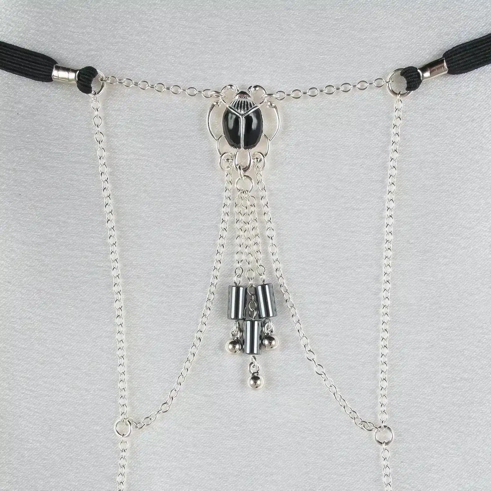 Sylvie Monthulé - G-String-Schmuck Secret Scarab 