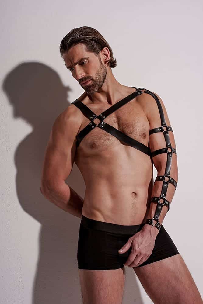 VoyeurX Männer - Spartacus - Leder Harness Männer