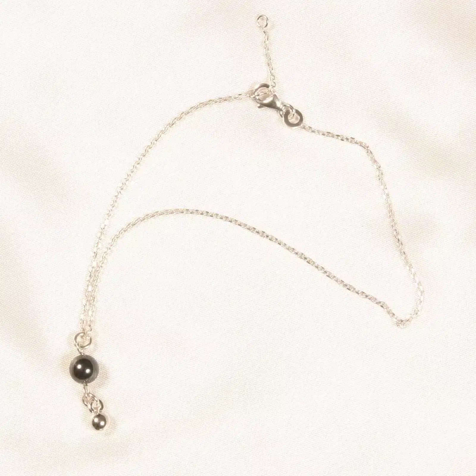 Sylvie Monthulé - Knöchelschmuck Hämatit 