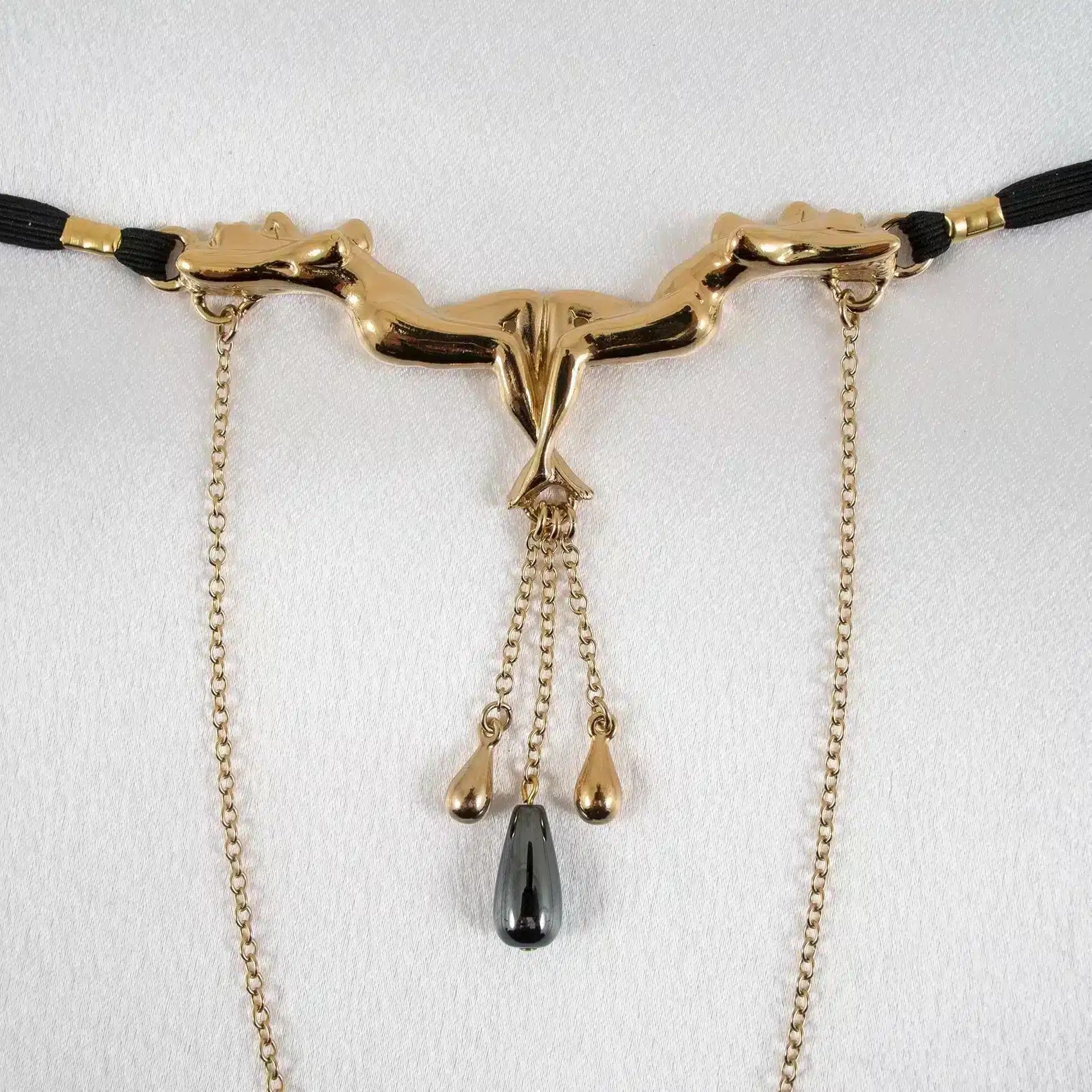 Sylvie Monthulé - G-String Nackte Frau Duo 