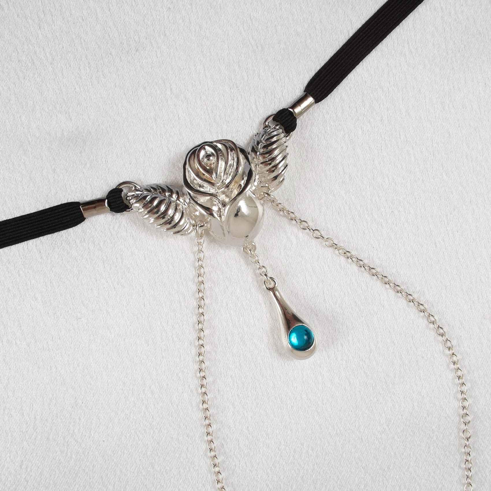 Sylvie Monthulé - G-String Love Rose