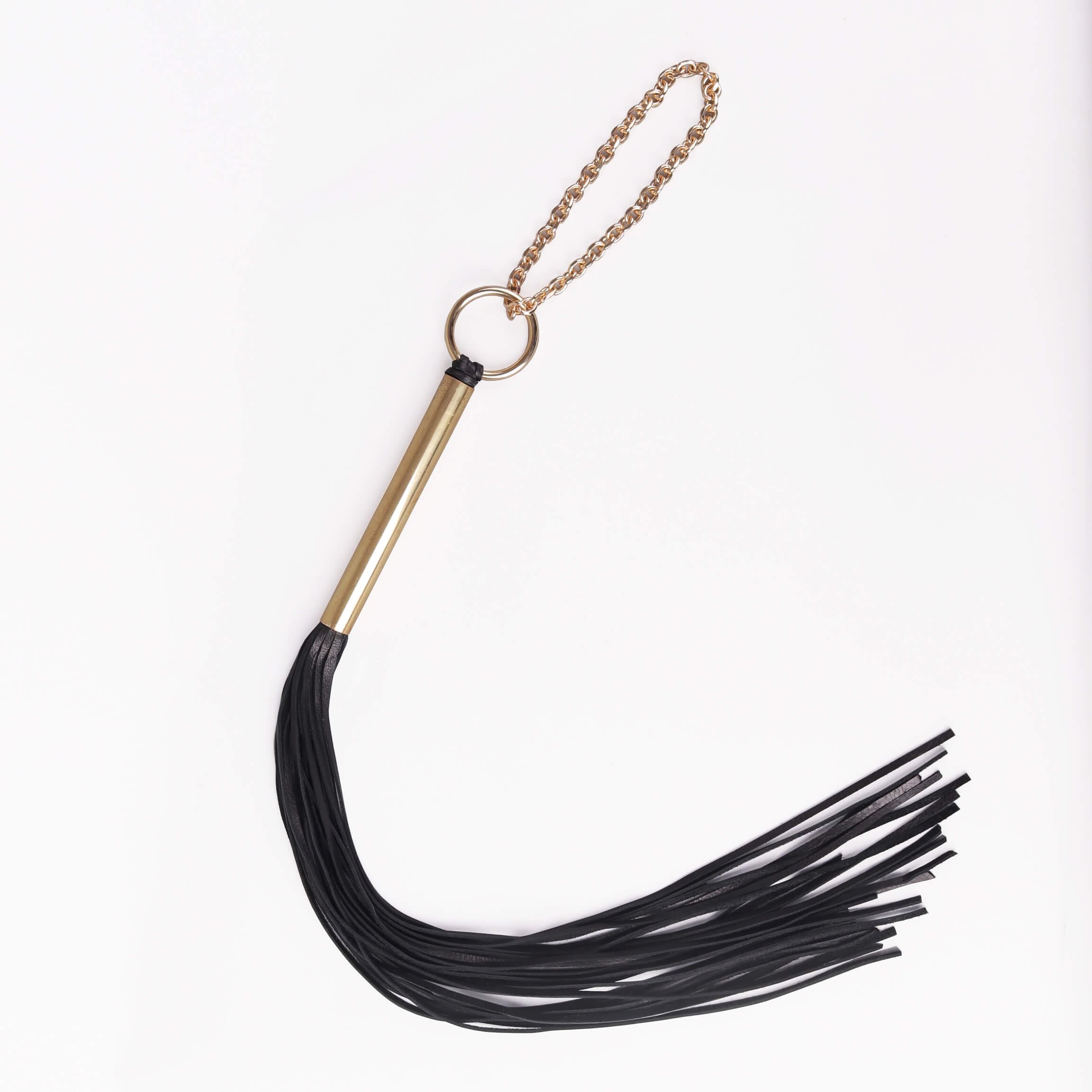 Elif Domanic - Cybele Peitsche