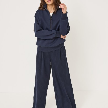 Oversized Sweatshirt – Bild 4