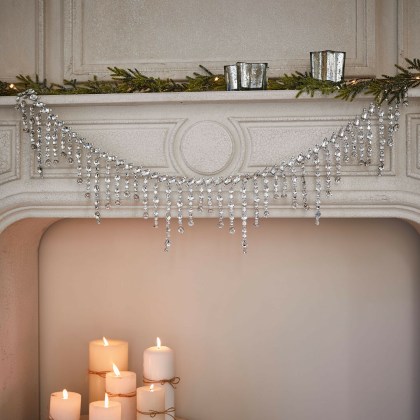 Girlande Nastis Girlande Nastis