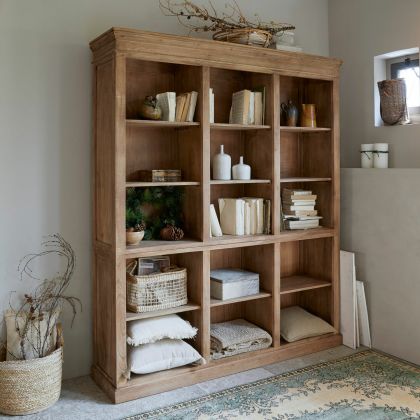 Regal Alamoni Regal Alamoni