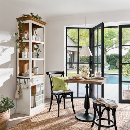 Regal KenwickRegal Kenwick – Bild 4