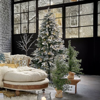 Weihnachtsbaum Norila