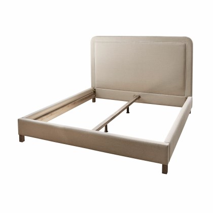 Bett FaircombeBett Faircombe – Bild 3