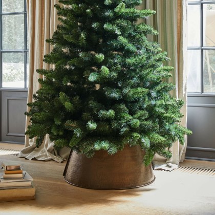 Weihnachtsbaumumrandung Omeyra