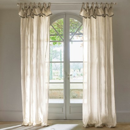 Gardine RomagnyGardine Romagny – Bild 4