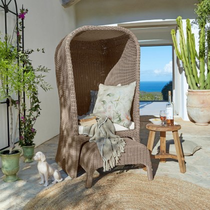 Strandkorb mit Hocker Sanivane